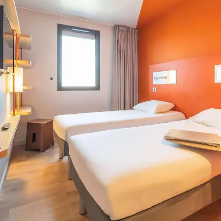 ibis budget Beauvais Aeroport Tillé Extérieur photo