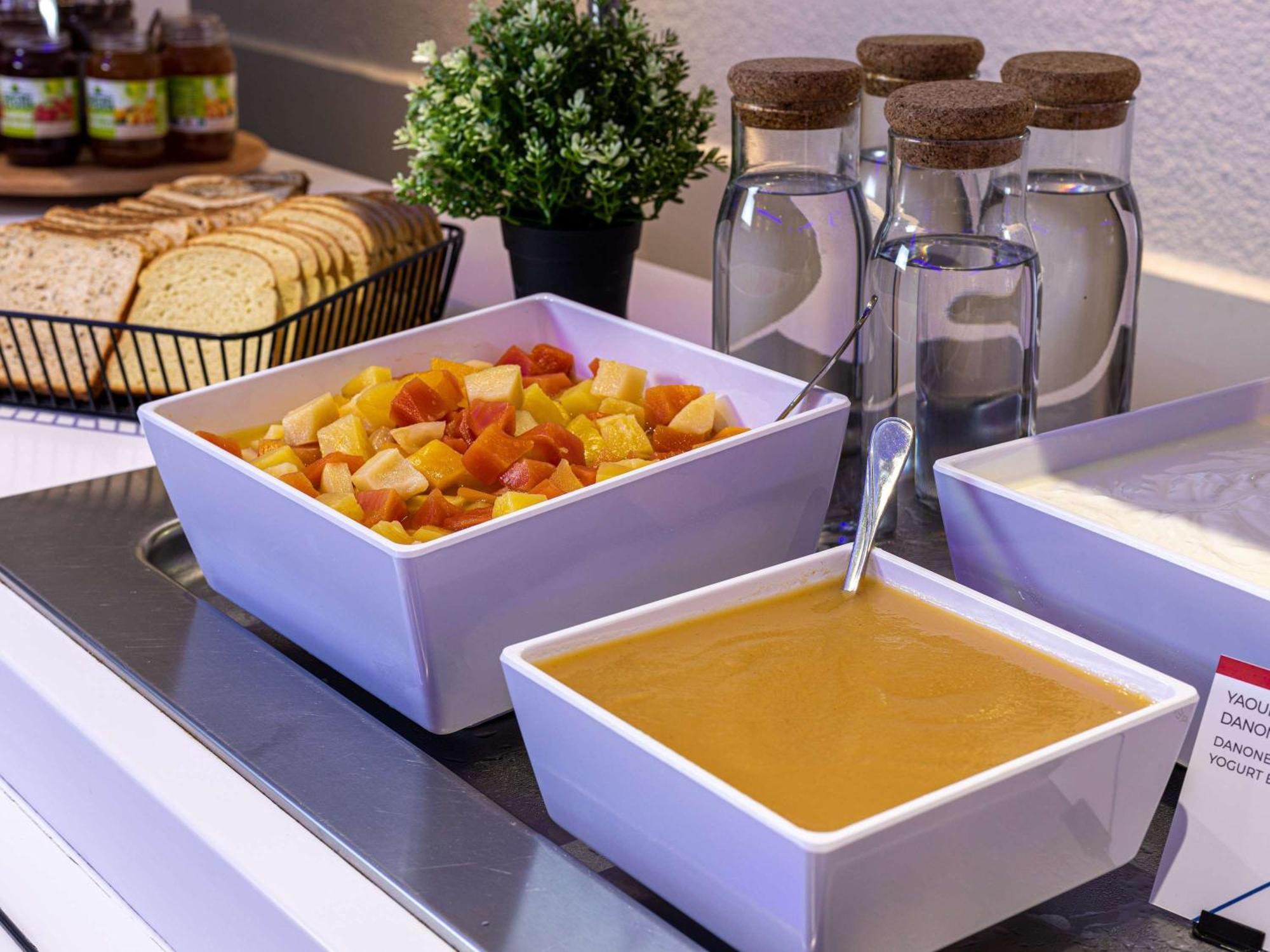 Ibis Budget Beauvais Aeroport Hotel